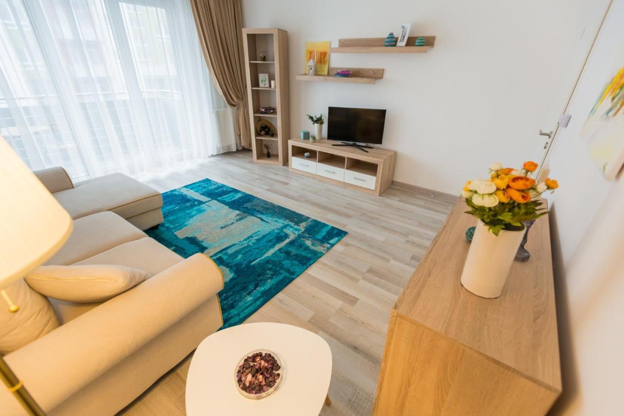 Ella Apartament